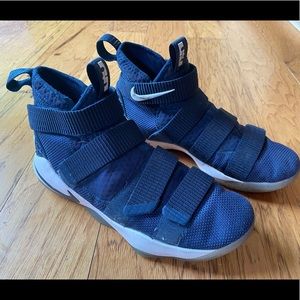 Men’s Nike High Top Sneakers